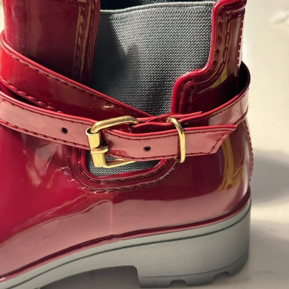 Chic Red Waterproof Rain Boots – Size 4-4.5 (EU 35) Stylish & Functional